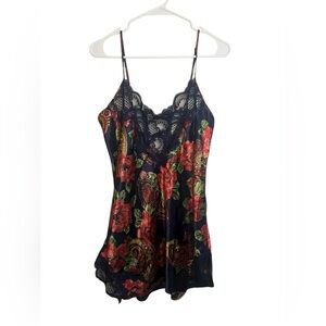 Victorias Secret vintage gold label women’s size, medium floral and lace slip